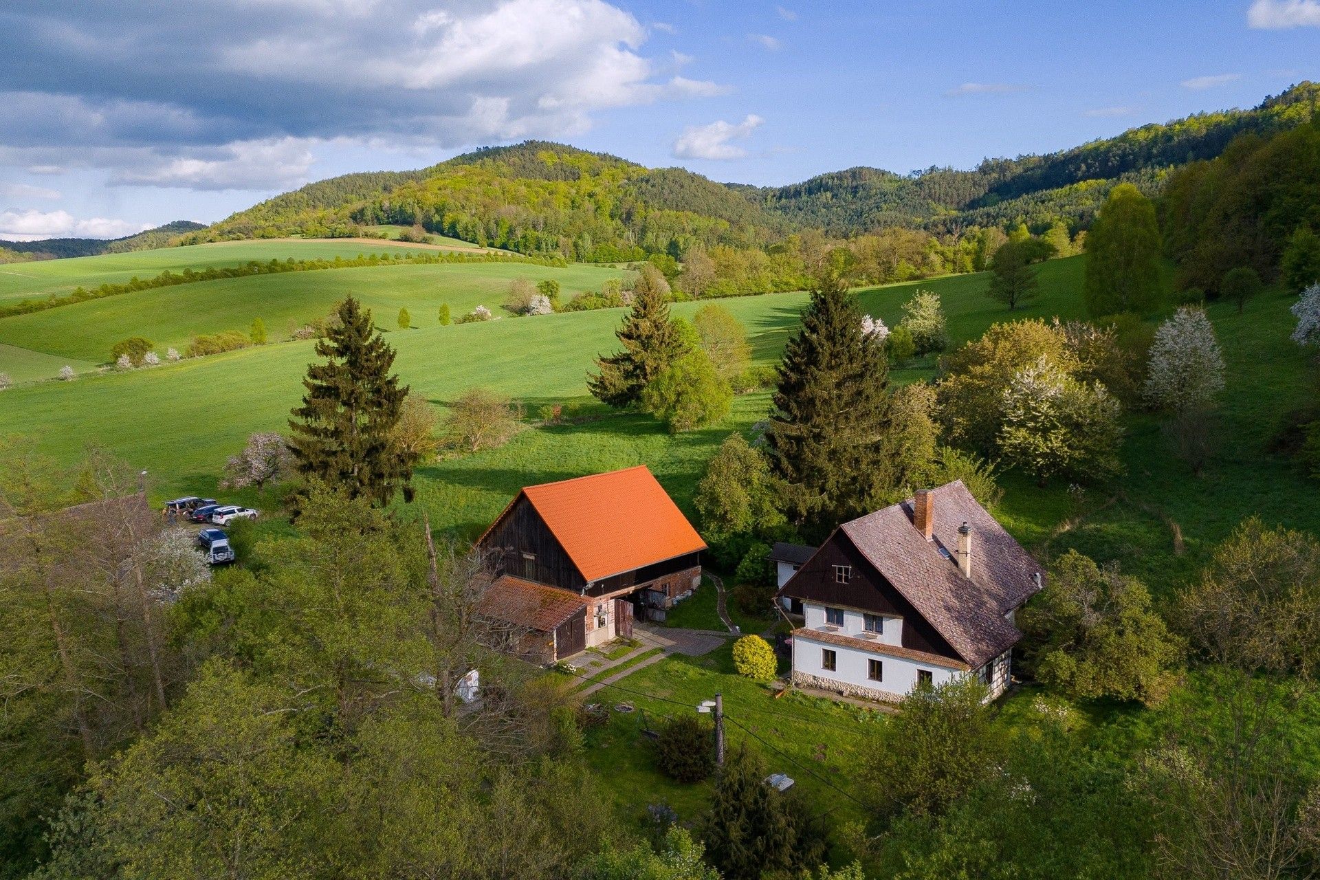 Chalupy, Deštná, Dubá, 185 m²