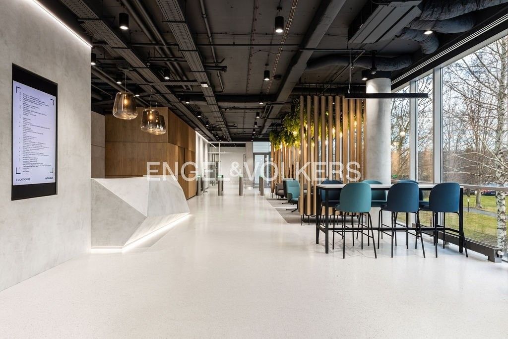 Pronájem kancelář - Jankovcova, Praha, 478 m²