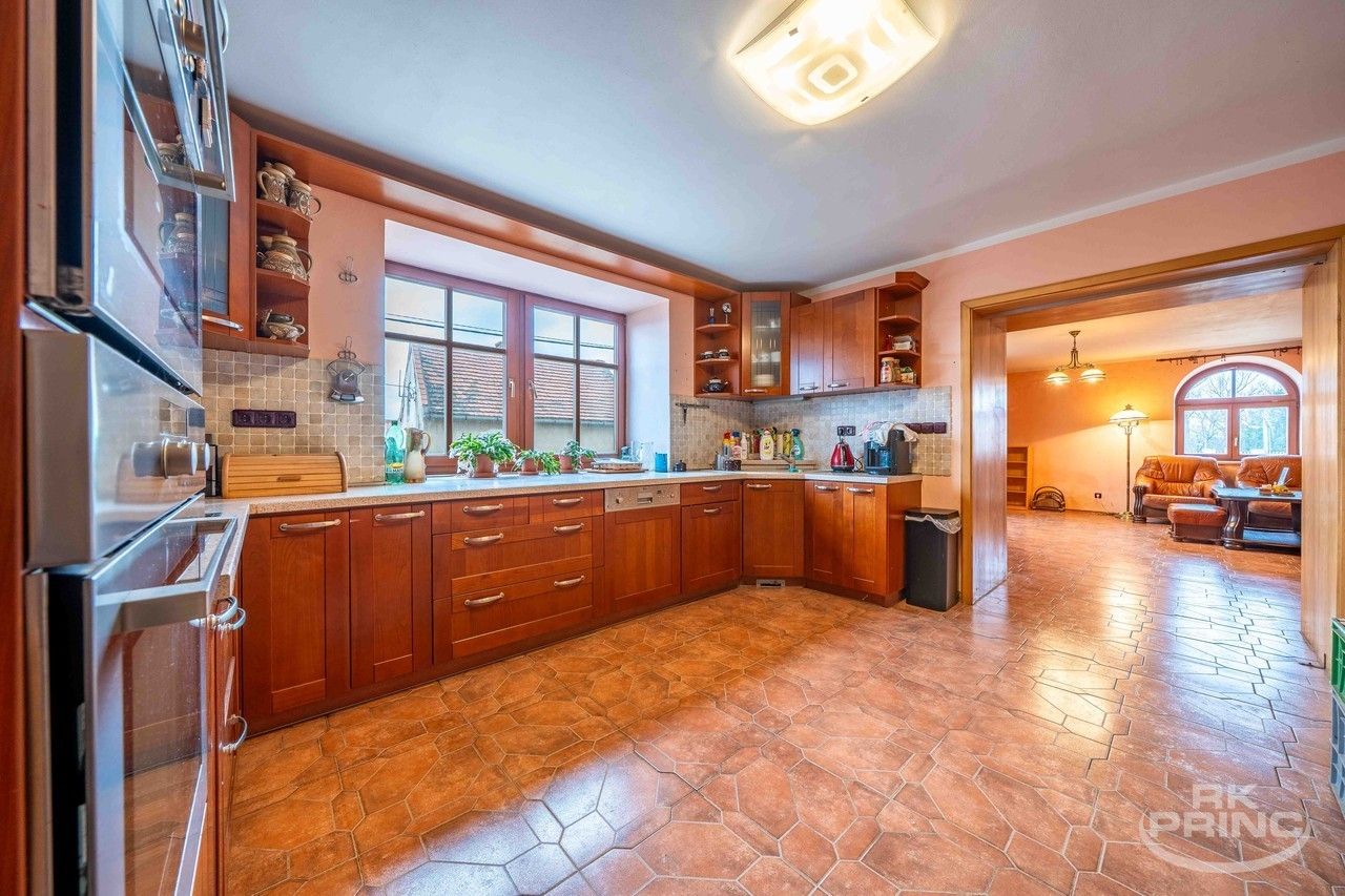 Rodinný dům · 250 m² · Bratkovice, Černuc - 4