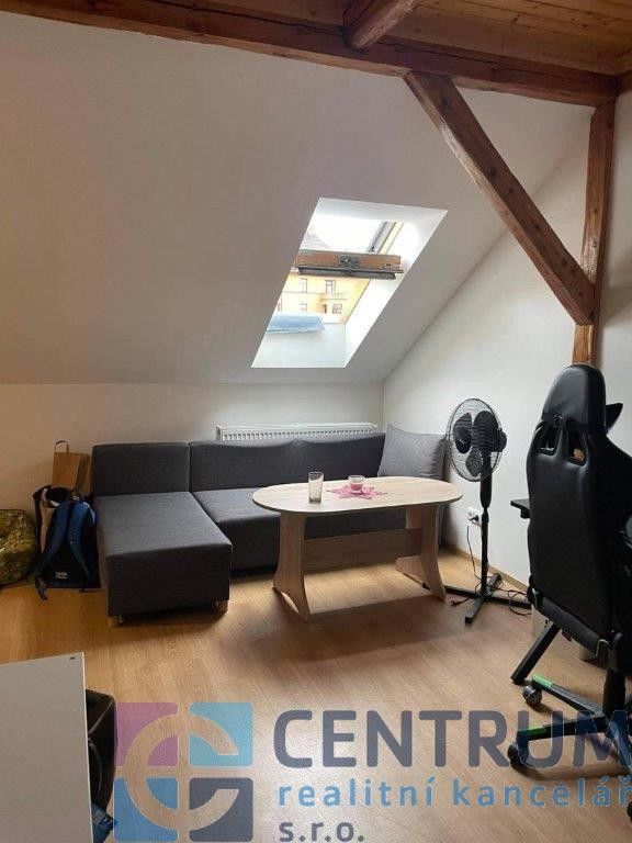 Pronájem byt 2+kk - Květinová  , Jablonec nad Nisou, 45 m²