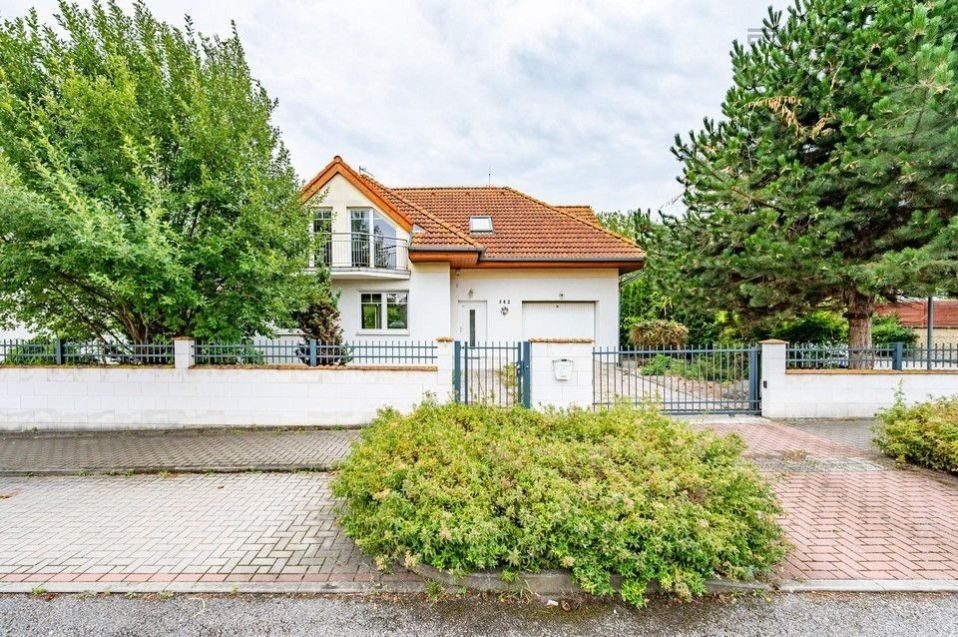 Rodinný dům, 195 m²