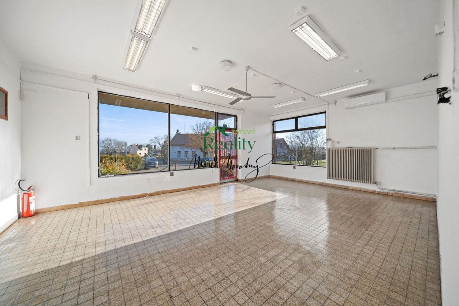 Obchodní prostory · 90 m² · Sovětice, okres Hradec Králové, Královéhradecký kraj - 3