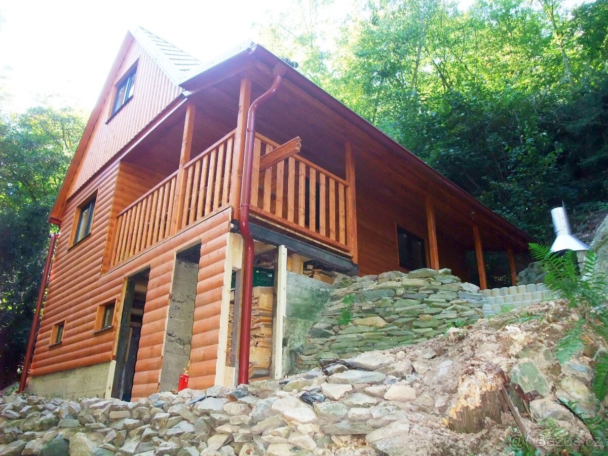 Chaty, Mníšek pod Brdy, 252 10 - 2