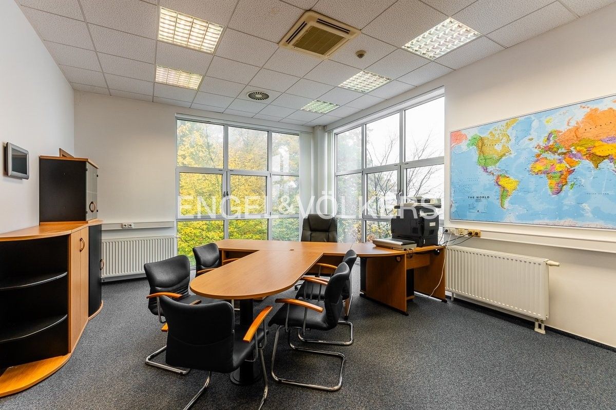 Pronájem kancelář - Teslova, Plzeň, 1 m²