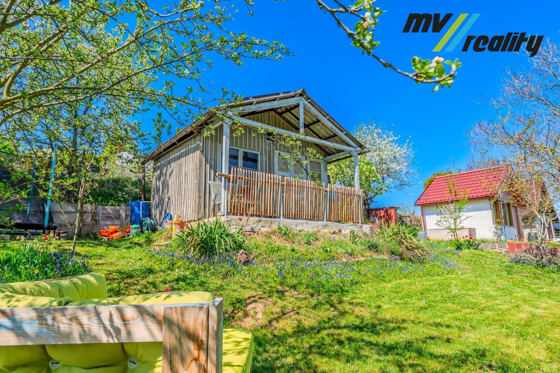 Prodej chata - Mikovice, Kralupy nad Vltavou, 18 m²