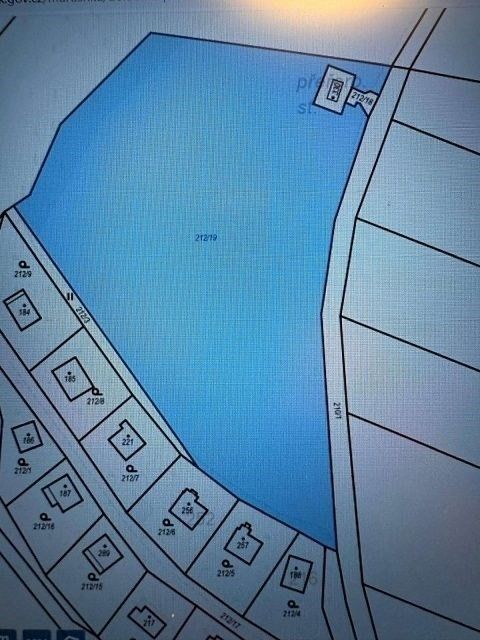 Pozemek, 651 m²