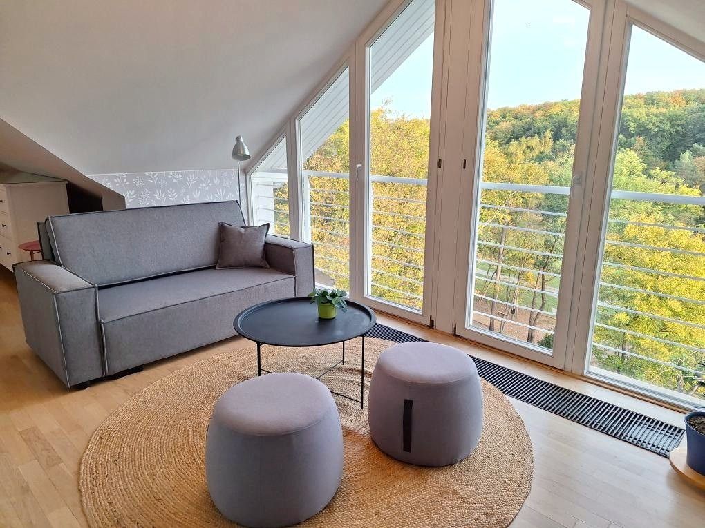 Byt 2+kk · 72 m² · Mezitraťová, Praha - Hrdlořezy - 2