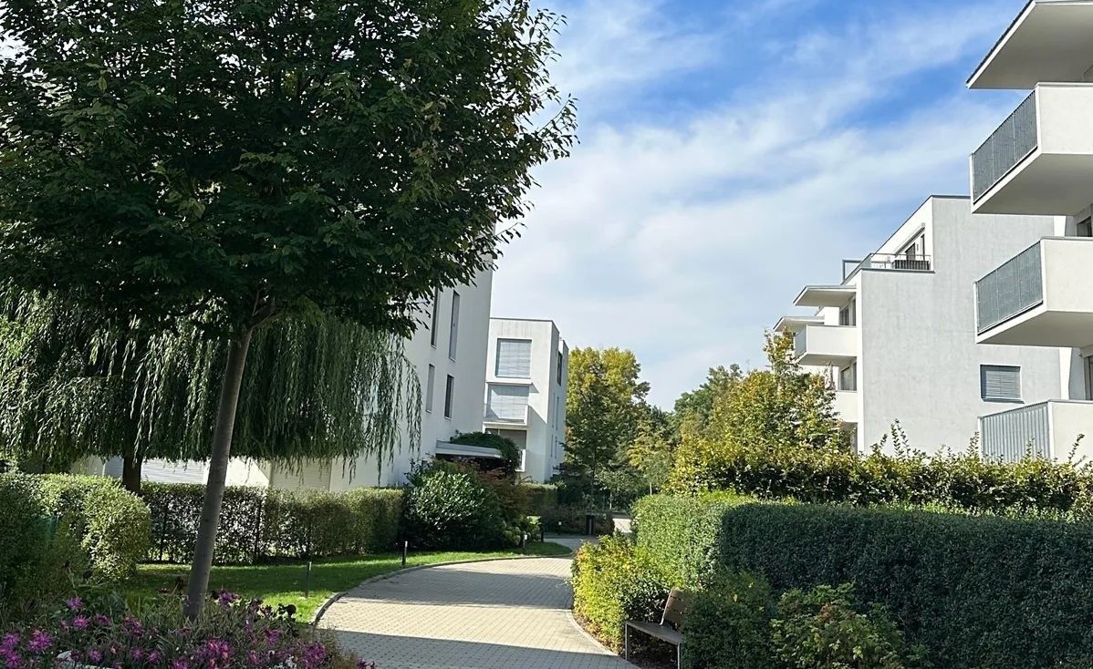 Pronájem byt 2+kk - Dolní Břežany, 252 41, 54 m²