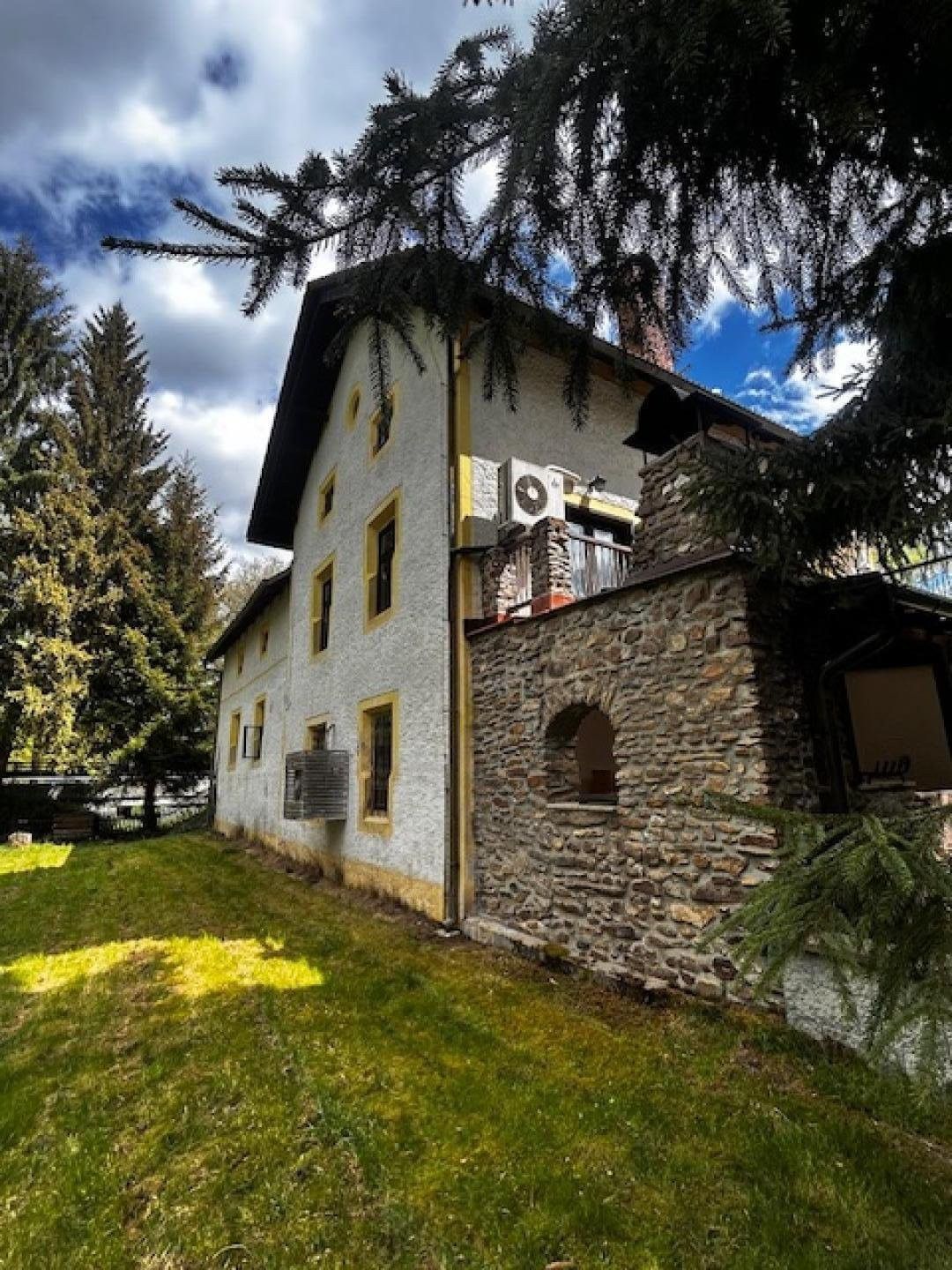 Rodinný dům · 1 400 m² · Hořepník Březina - 3