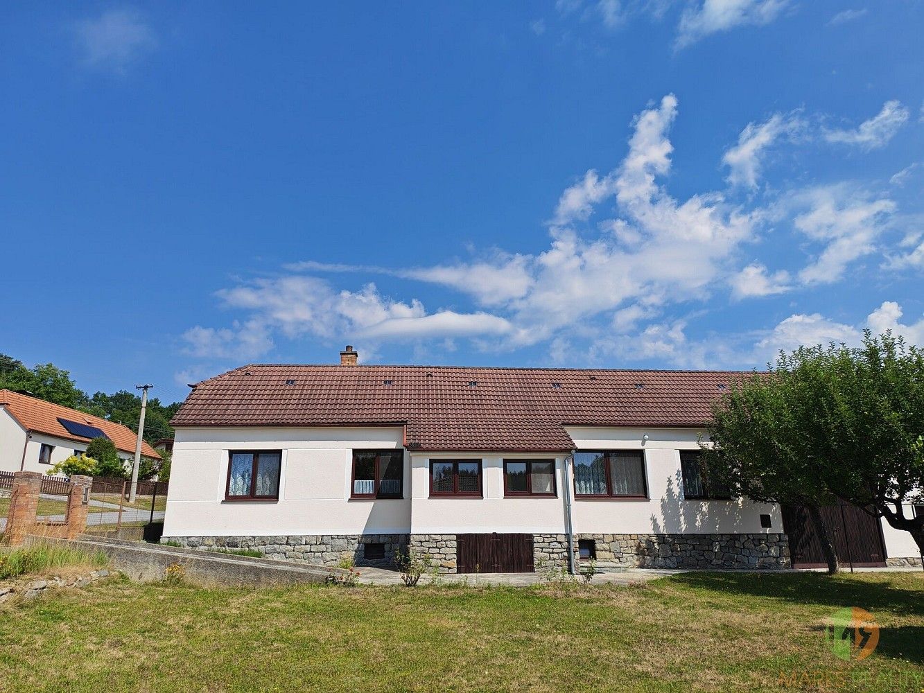Rodinné domy, Boršov nad Vltavou - Zahorčice, okres České Budějovice, Jihočeský kraj, 84 m² - 1