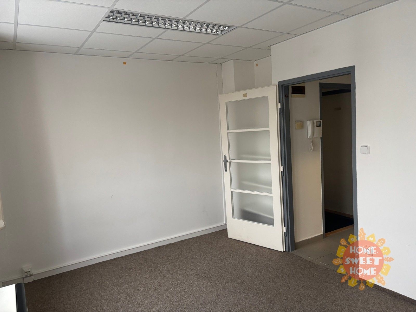 Pronájem kancelář - K Moravině, Praha, 25 m²