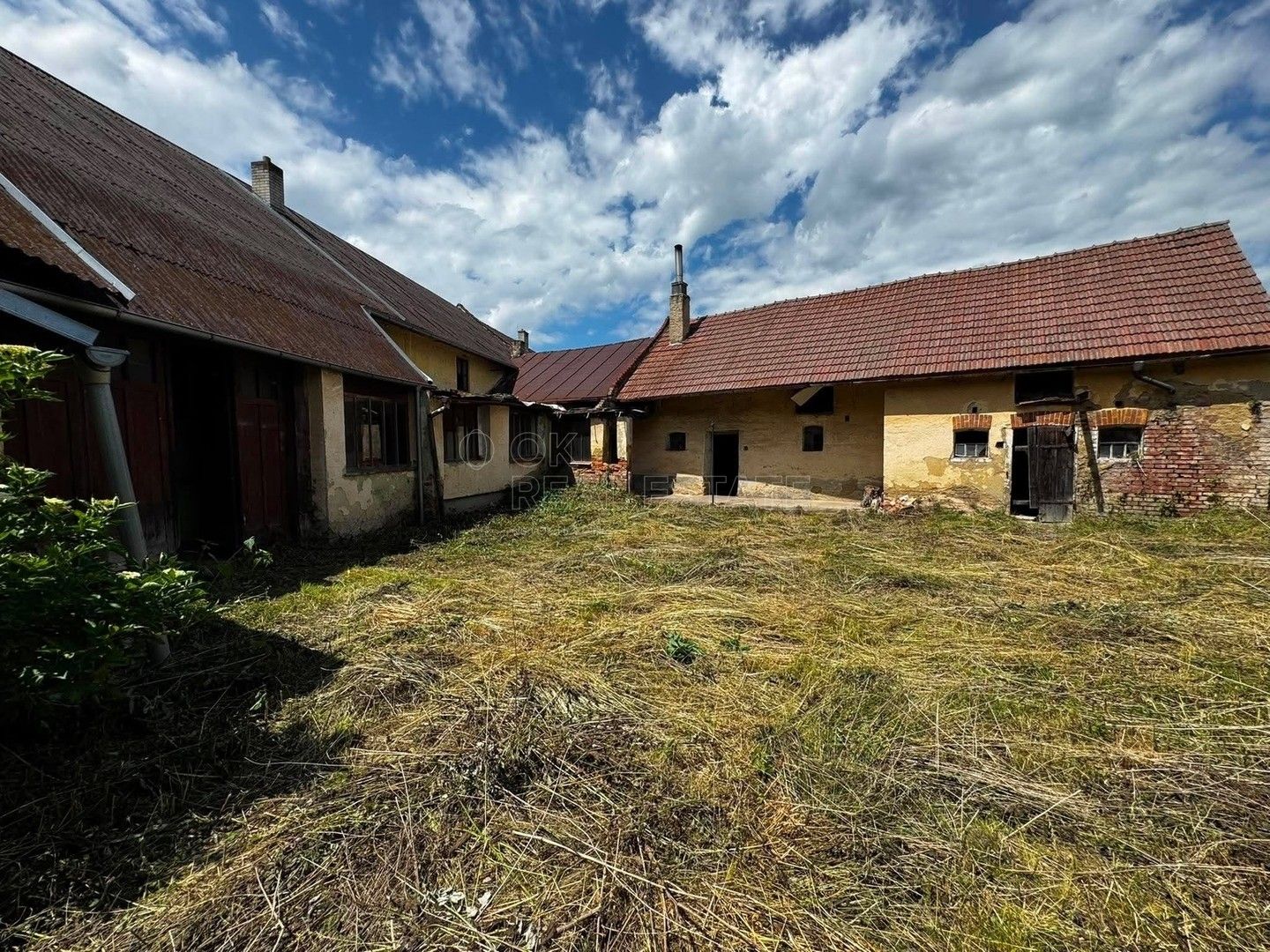 Zemědělské usedlosti, Chrášťany, Hulín, 370 m² - 1
