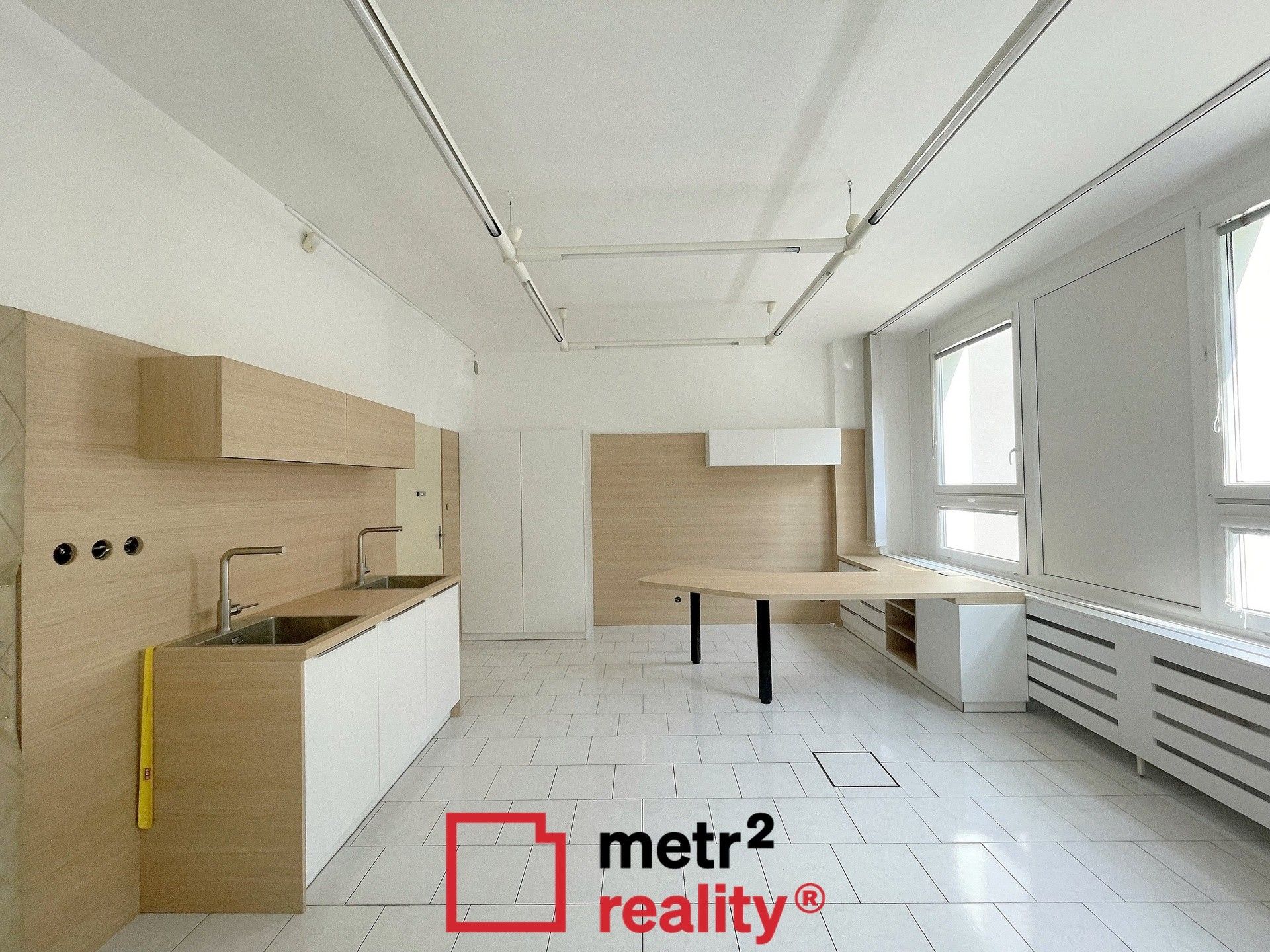 Pronájem komerční - Čajkovského, Olomouc, 25 m²