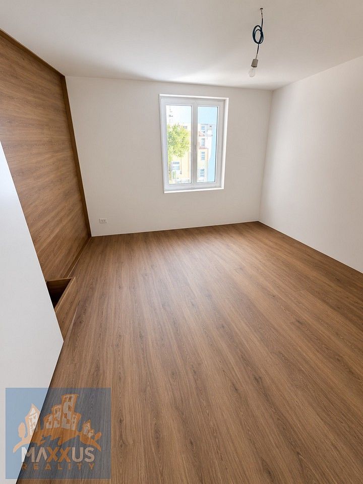 Pronájem byt 6+kk a více - Praha - Vinohrady, okres Praha 2, Hlavní město Praha, 142 m² - 5