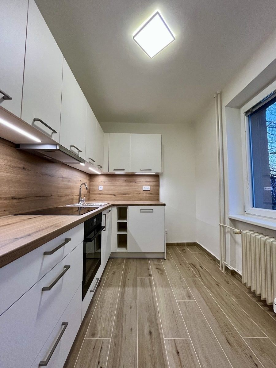 Pronájem byt 3+1 - Kosmonautů, Ostrava, 67 m²