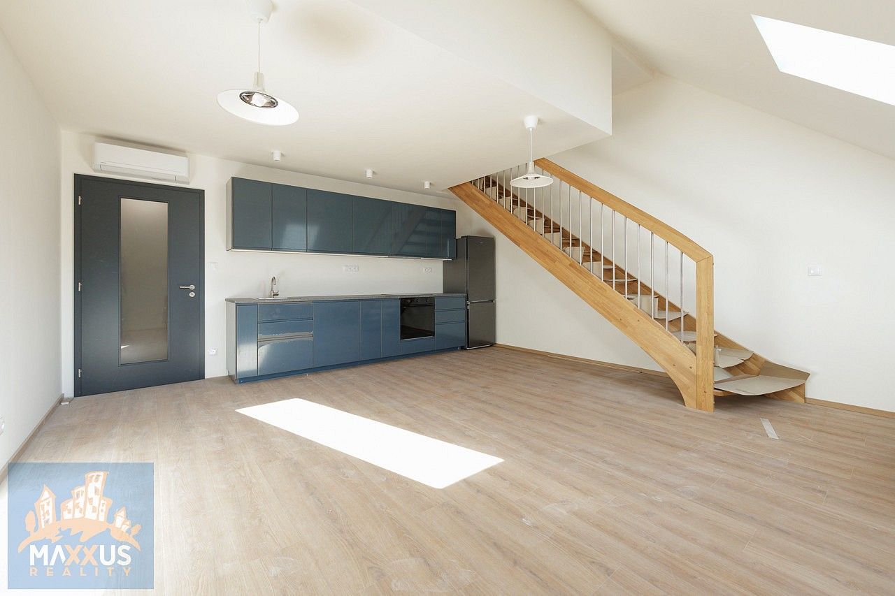 4+kk, Chodská, Praha 2 - Vinohrady, 123 m² - 2