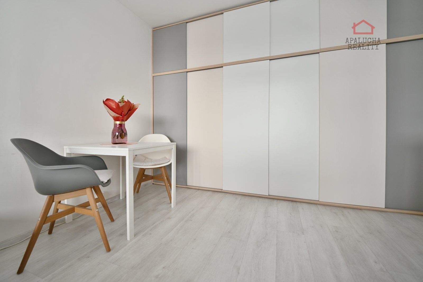Prodej byt 2+kk - Černého, Praha, 40 m²