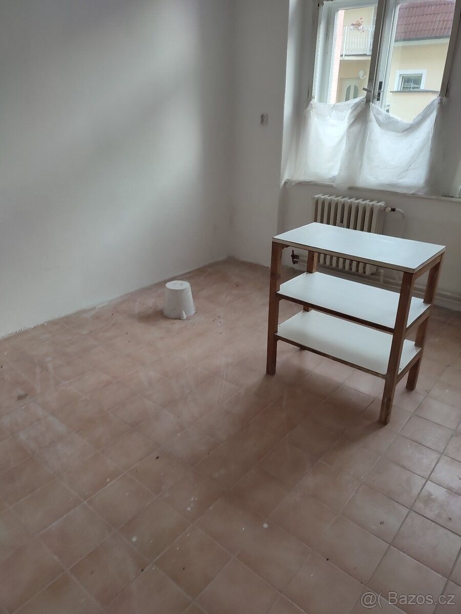 Pronájem sklad - Karlovy Vary, 360 01