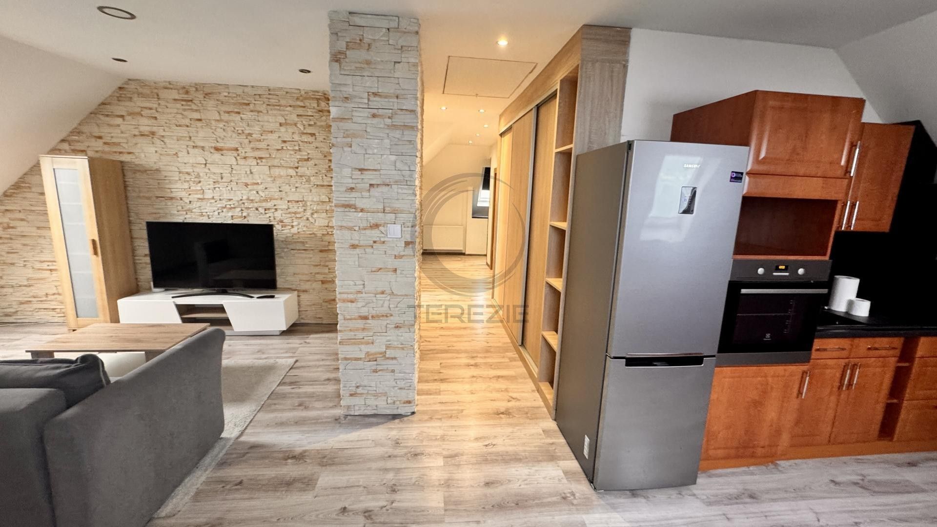 2+1, Luční, Chomutov, 81 m²