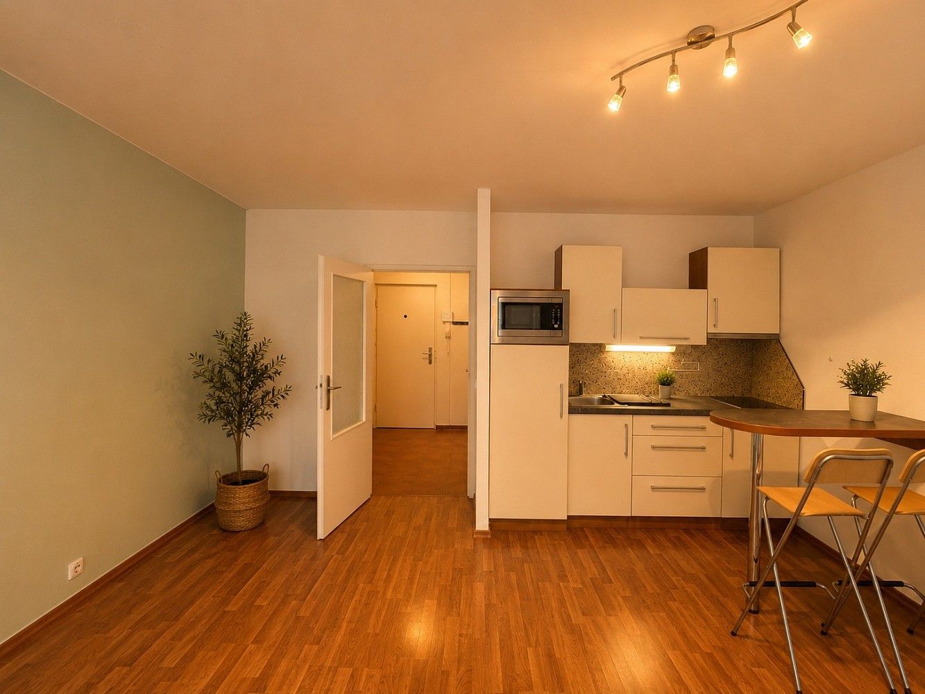 Prodej byt 1+kk - Brno - Židenice, okres Brno-město, Jihomoravský kraj, 31 m² - 1