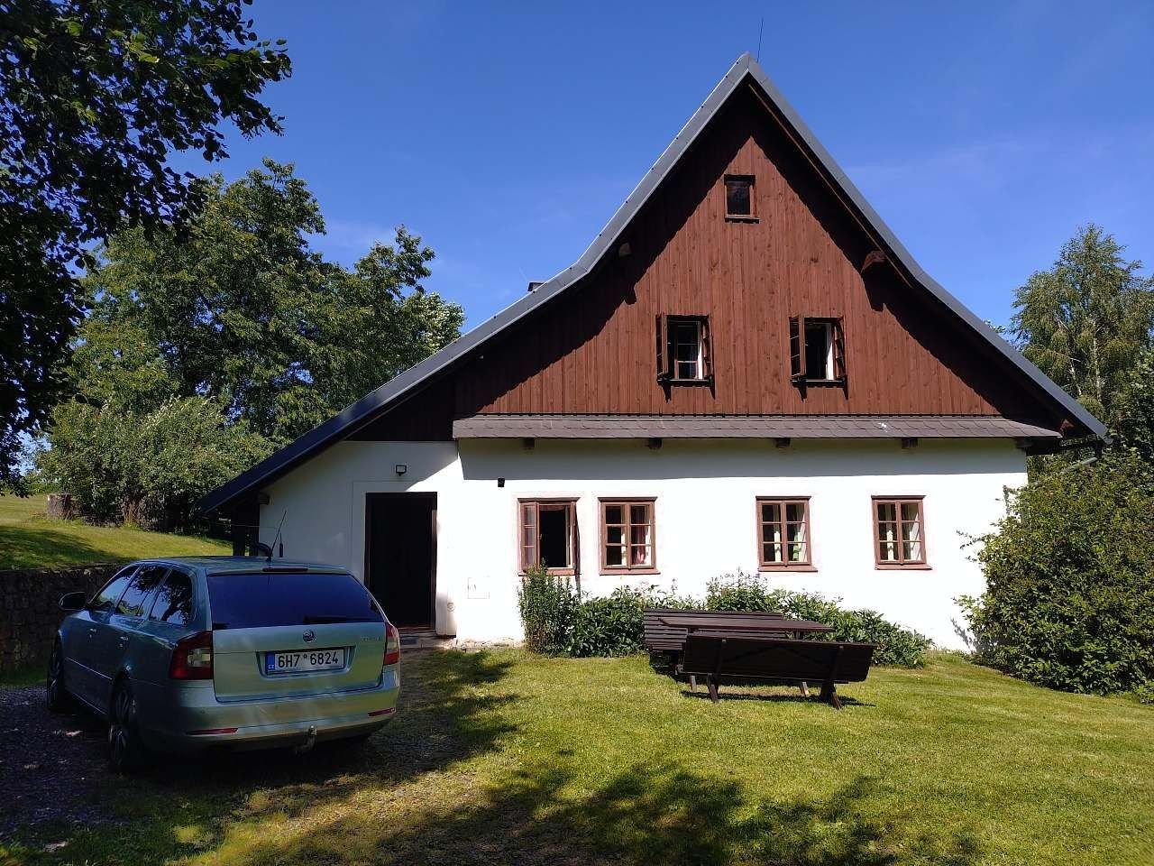 Chaty, Pěčín u Rychnova nad Kněžnou, Královéhradecký kraj