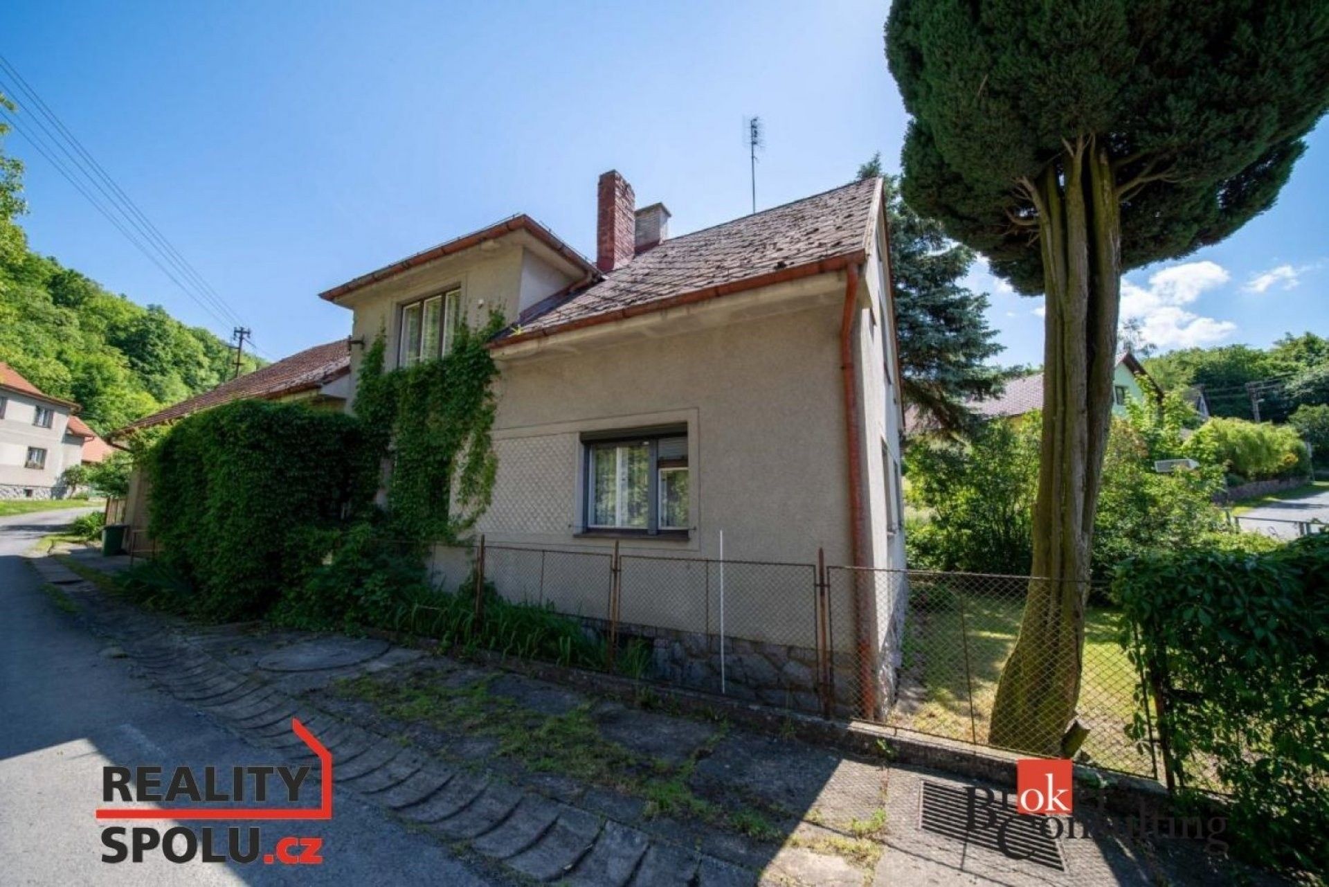 Prodej rodinný dům - Chleny, 239 m²