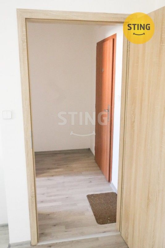 Pronájem byt 1+kk - Ráčkova, Petřvald, 32 m²