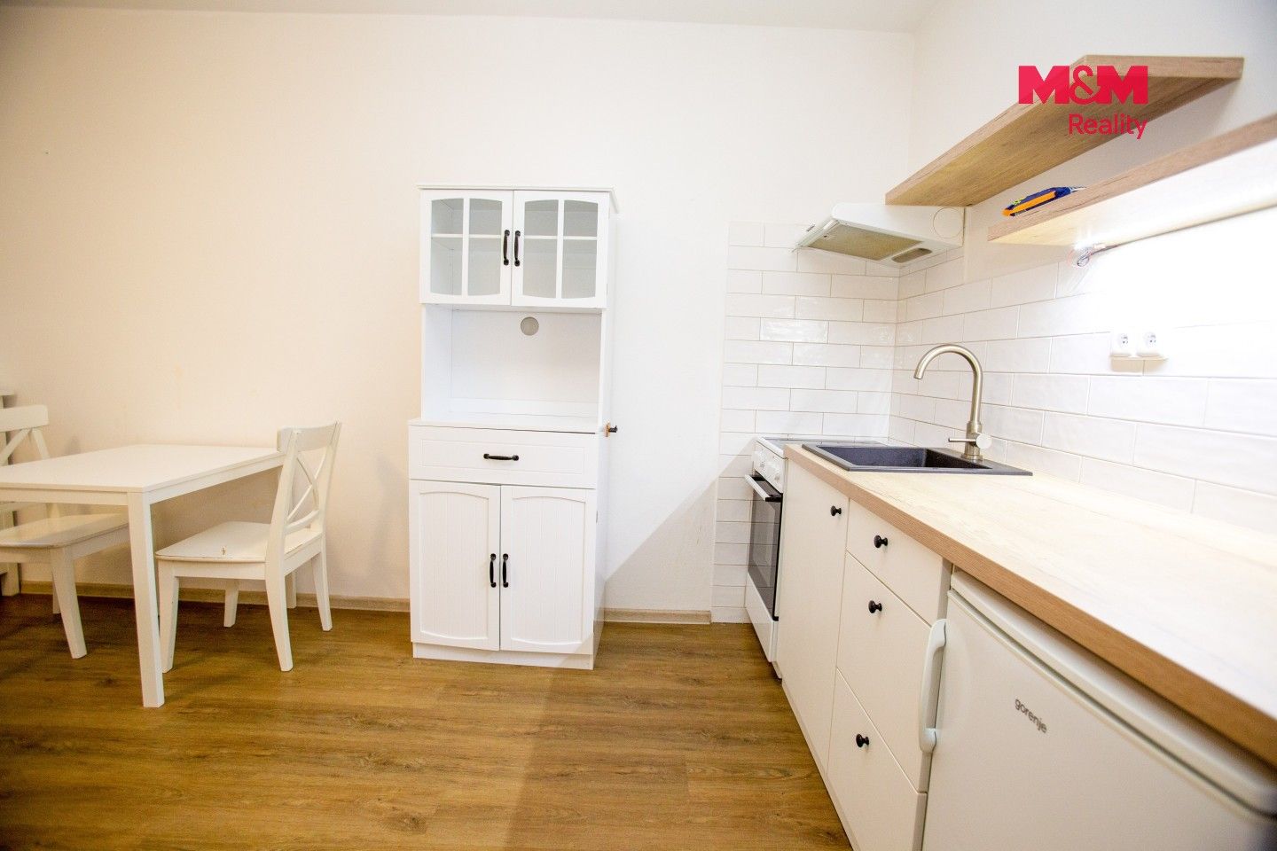 1+kk, sídliště Vajgar, Jindřichův Hradec, 25 m² - 2
