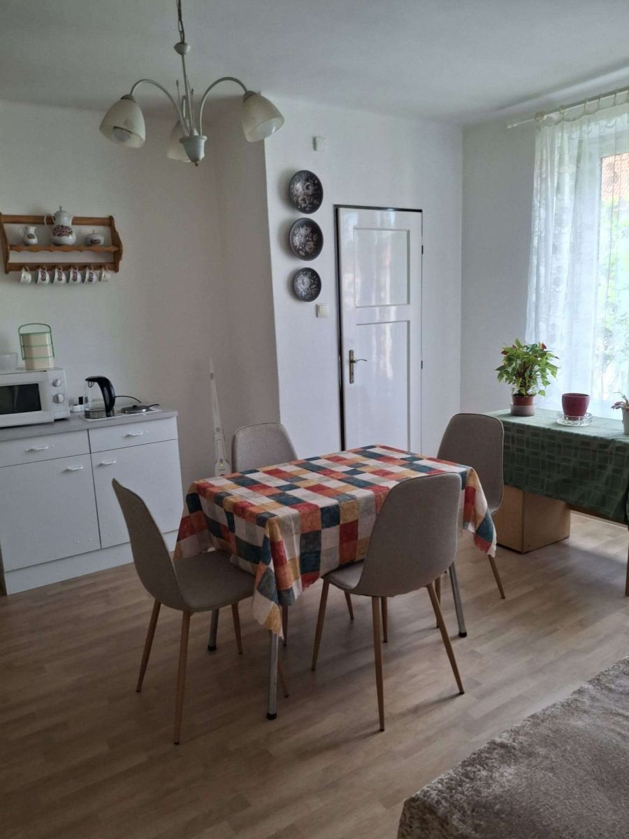 Byt 2+1 · 80 m² · Vosmíkových, Praha - Libeň - 3