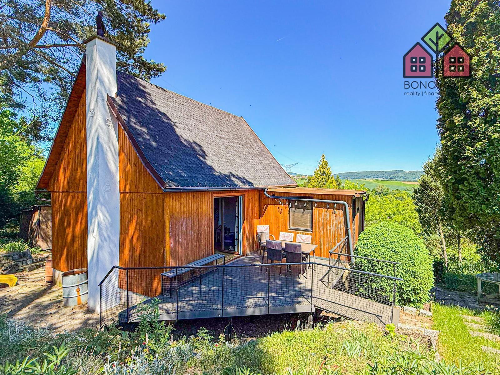 Chaty, Habřinská stráň, Úštěk, 95 m²