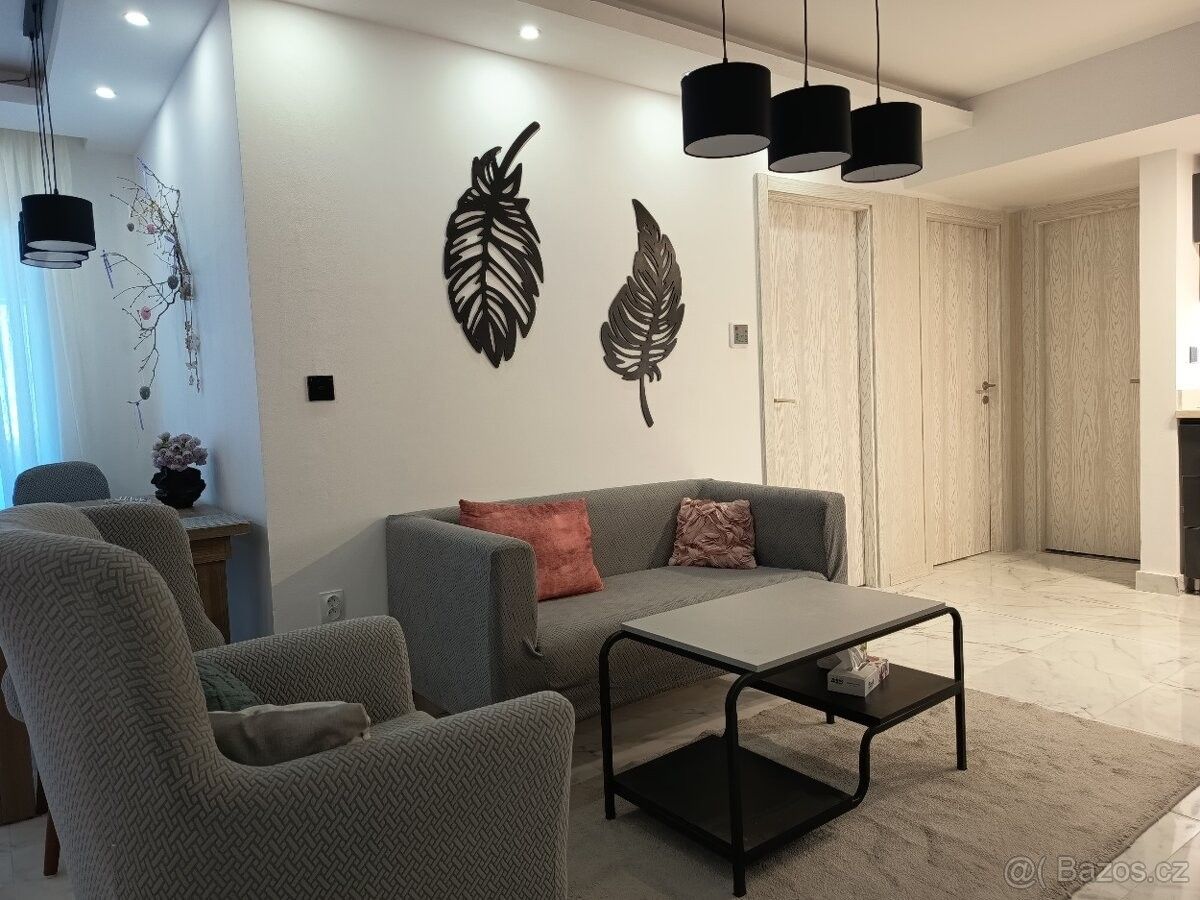 Prodej byt - 987 66, Zahraničí