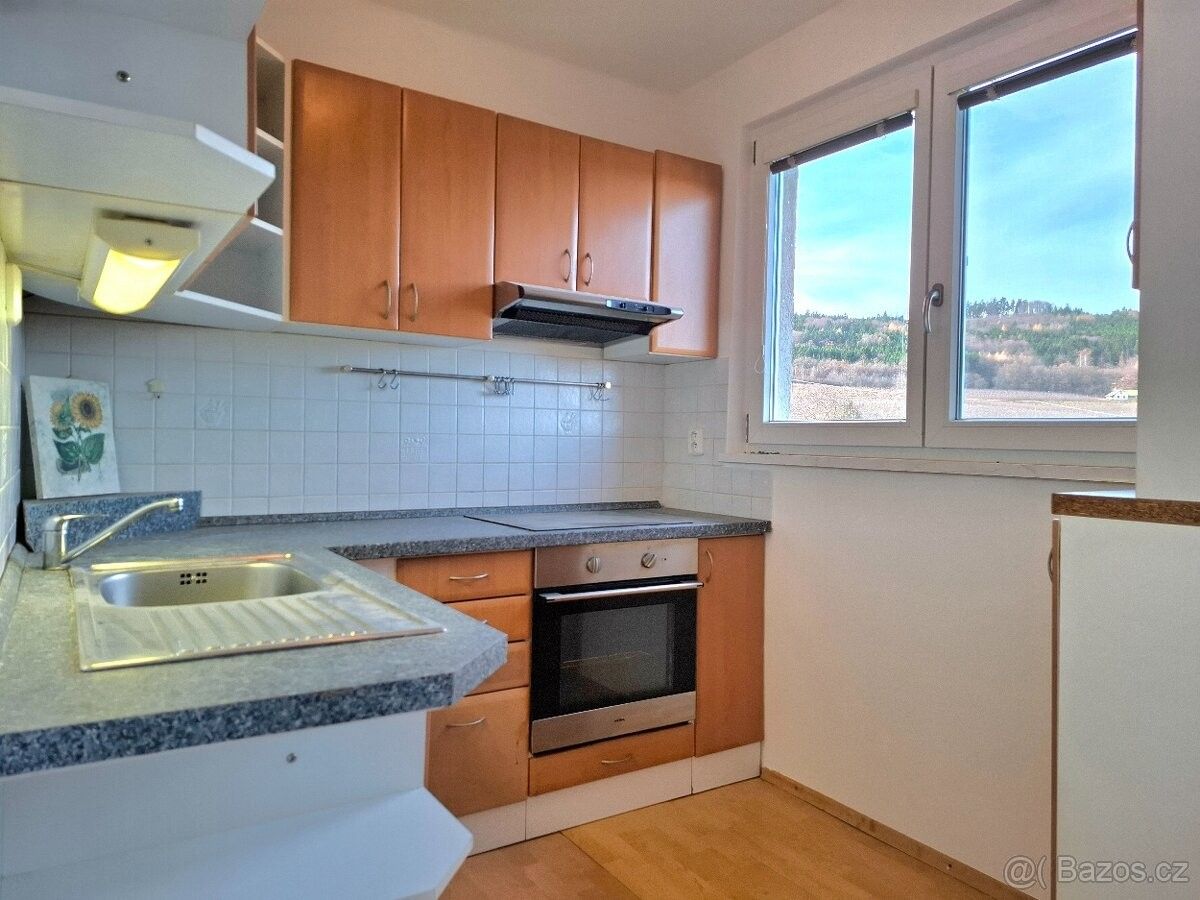 Byty, Lhenice, 384 02