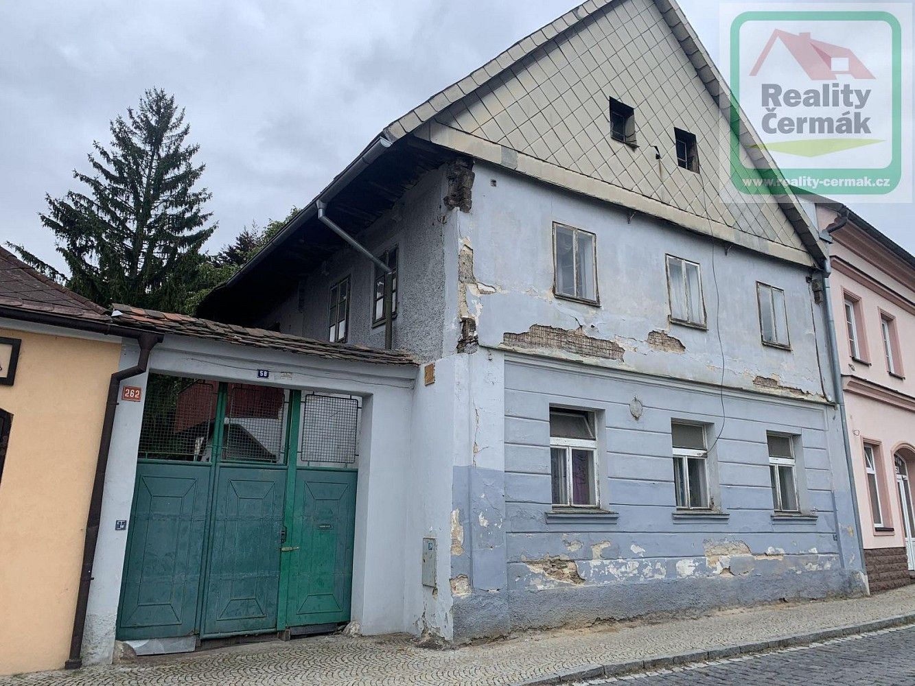 Rodinné domy, Msgre. B. Staška, Domažlice - Hořejší Předměstí, 380 m² - 1