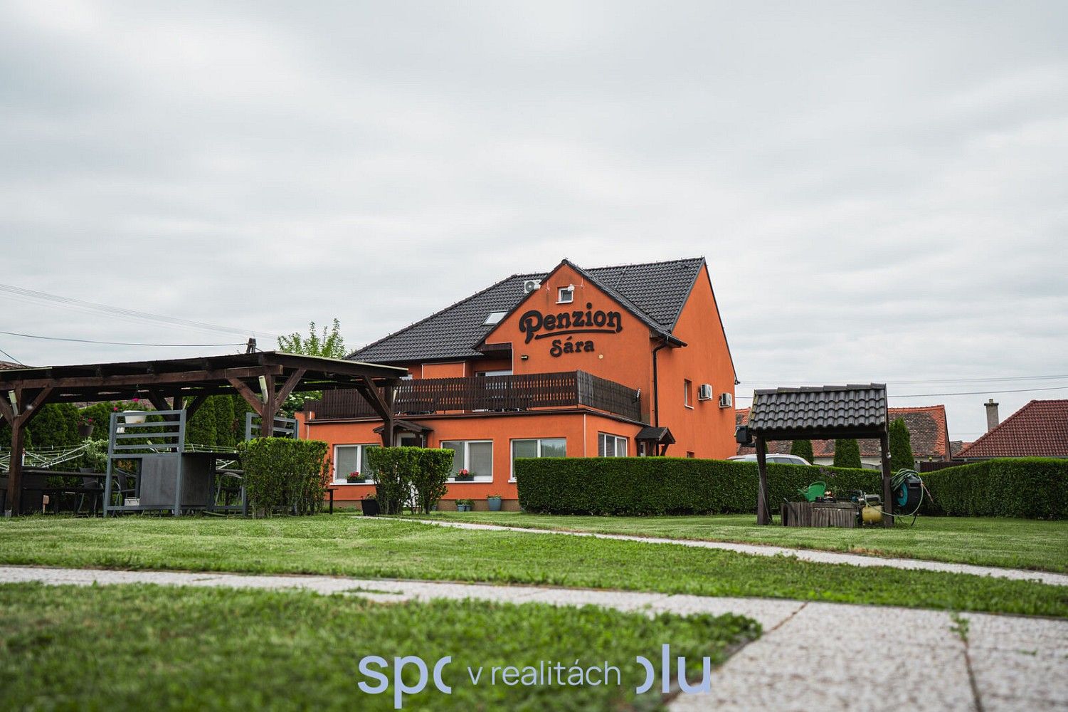 Ubytovací zařízení, Hevlín, okres Znojmo, Jihomoravský kraj, 347 m² - 1