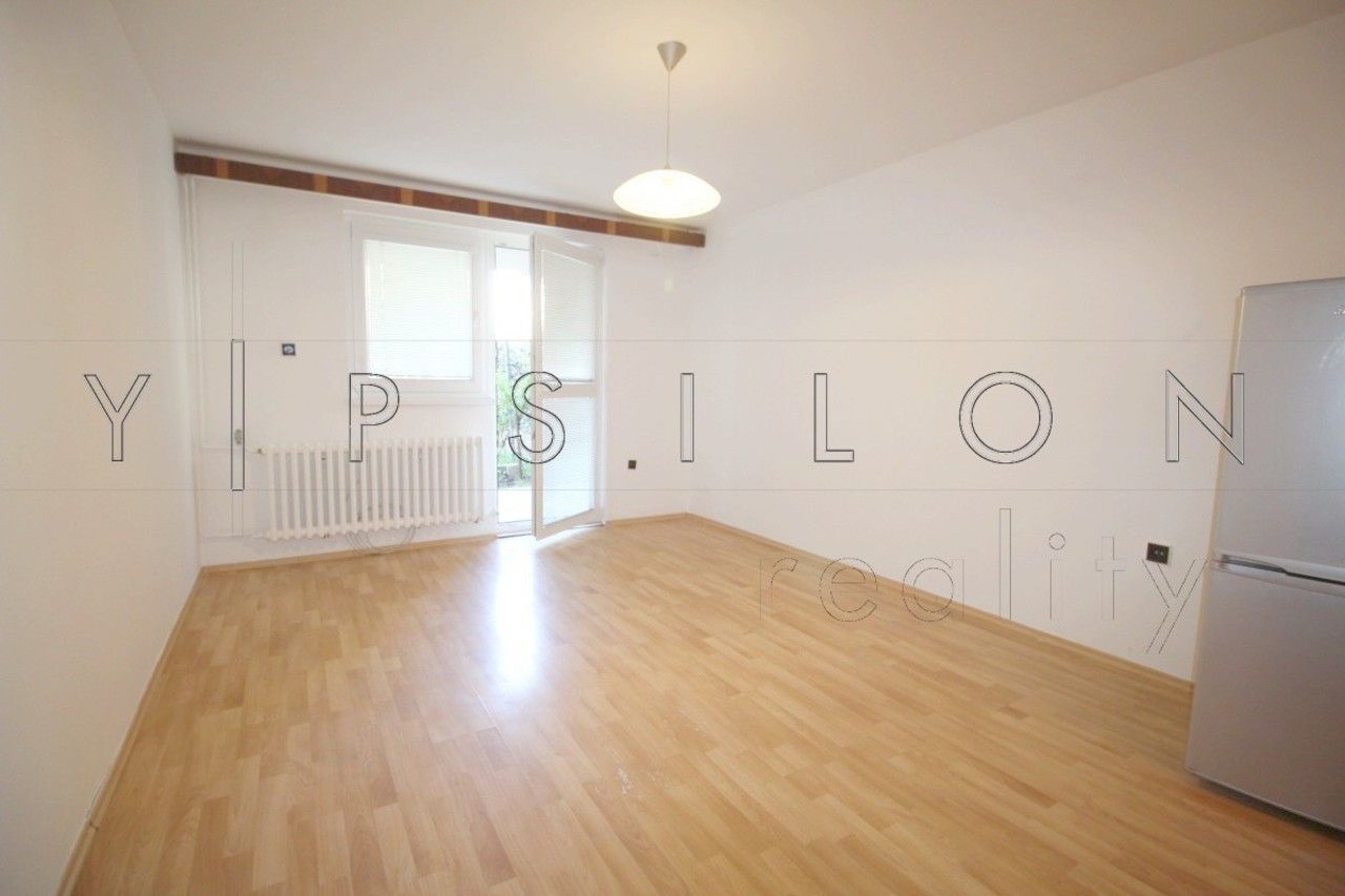Byt 2+kk · 45 m² · Vidimská, Praha - 3