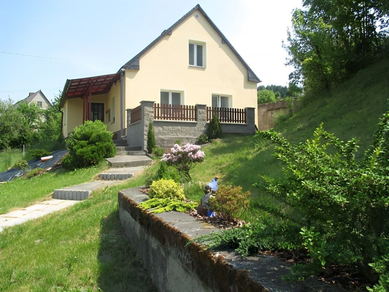 Chaty, Police nad Metují - Pěkov, Královéhradecký kraj - 1