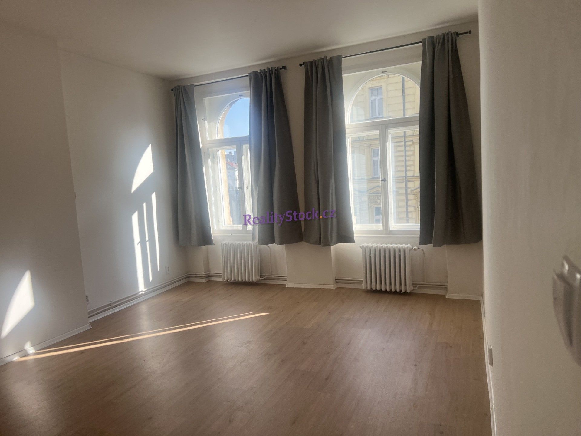 Pronájem byt 4+kk - Jugoslávská, Praha, 115 m²