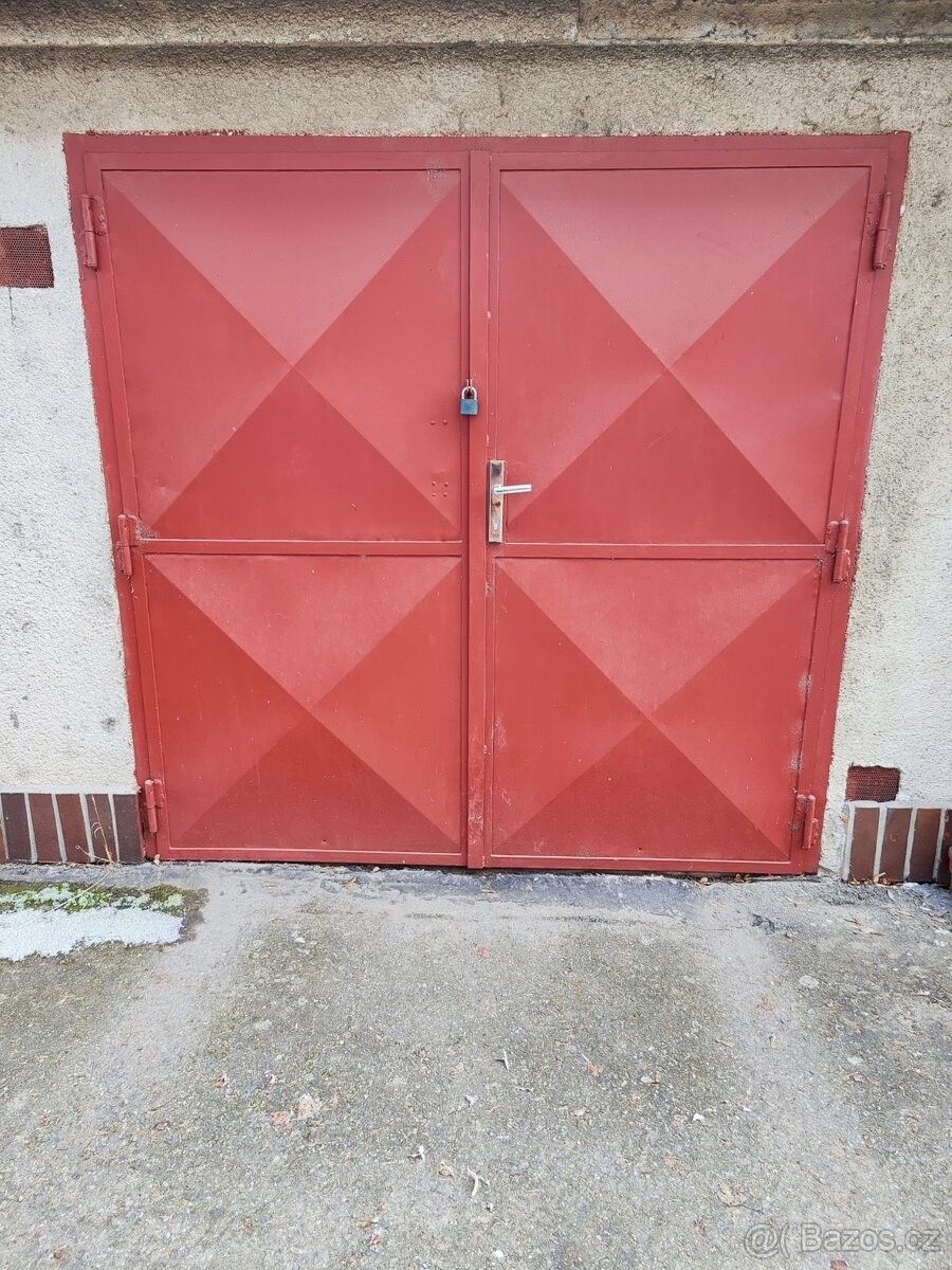 Garáže, Písek, 397 01