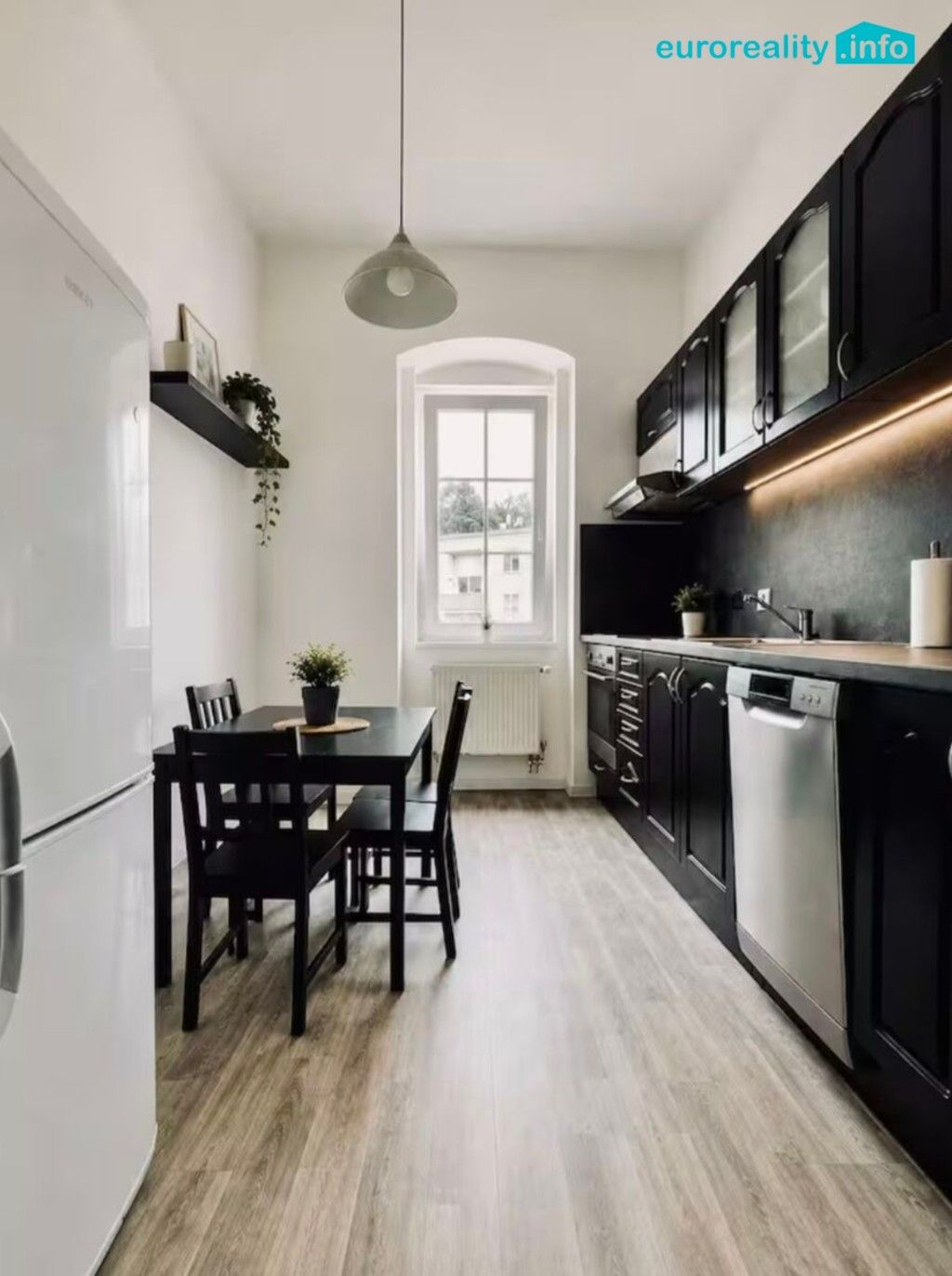 2+1, Sokolovská, Karlovy Vary Rybáře, 56 m²