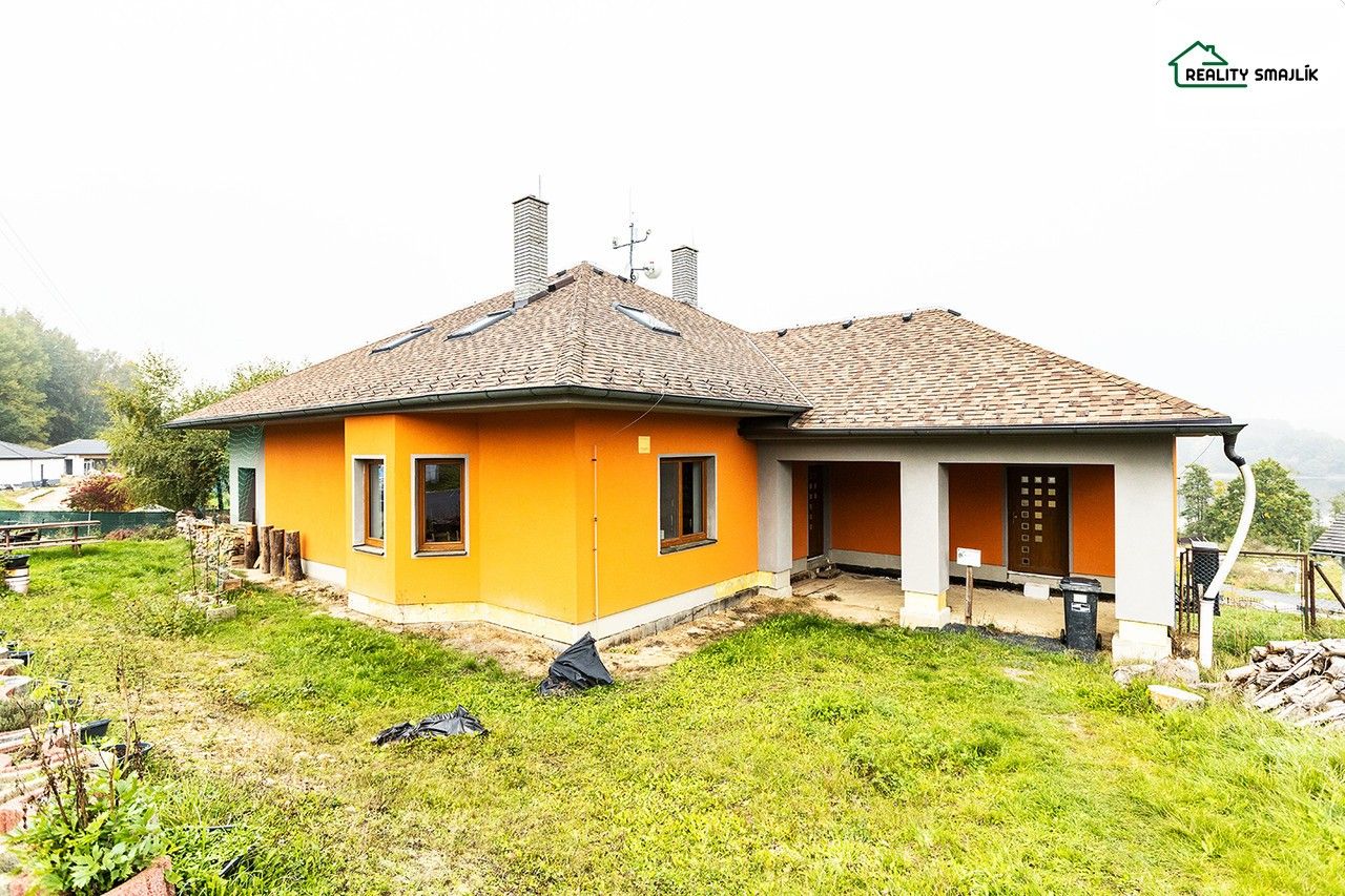 Rodinné domy, Tůně 137, Pomezí nad Ohří, 250 m²
