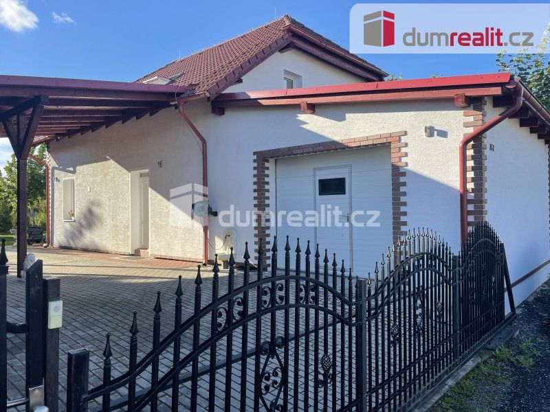 Rodinné domy, Hradešín, 140 m²