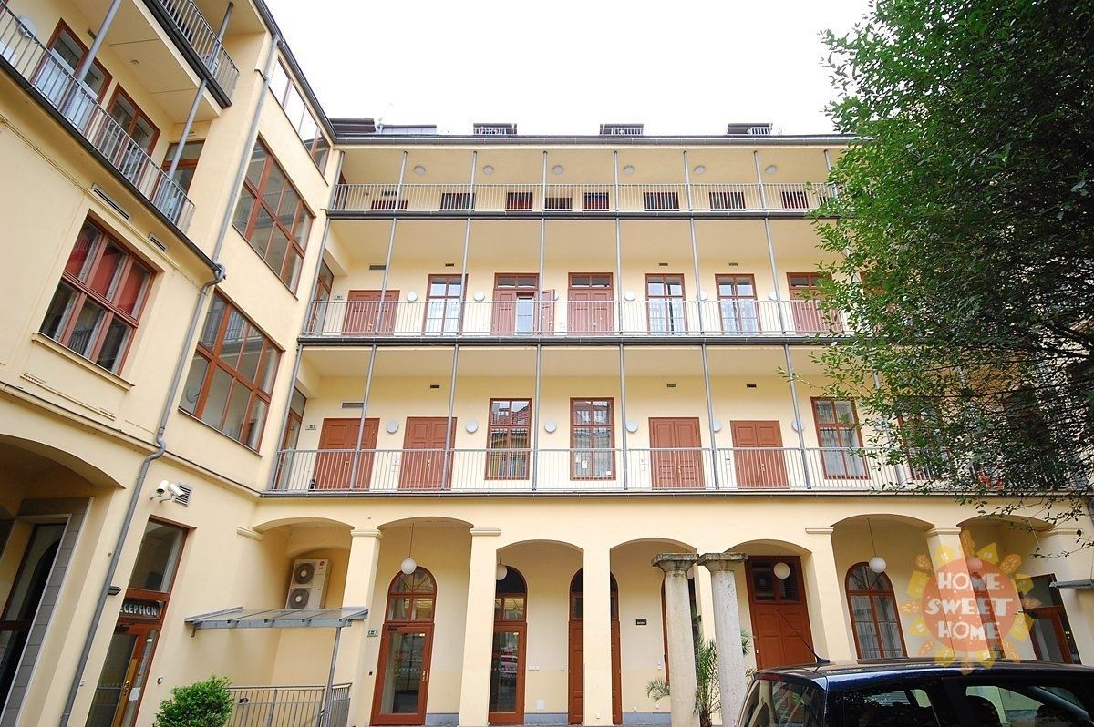 Pronájem kancelář - Štefánikova 18, Praha Smíchov, 147 m² - 5