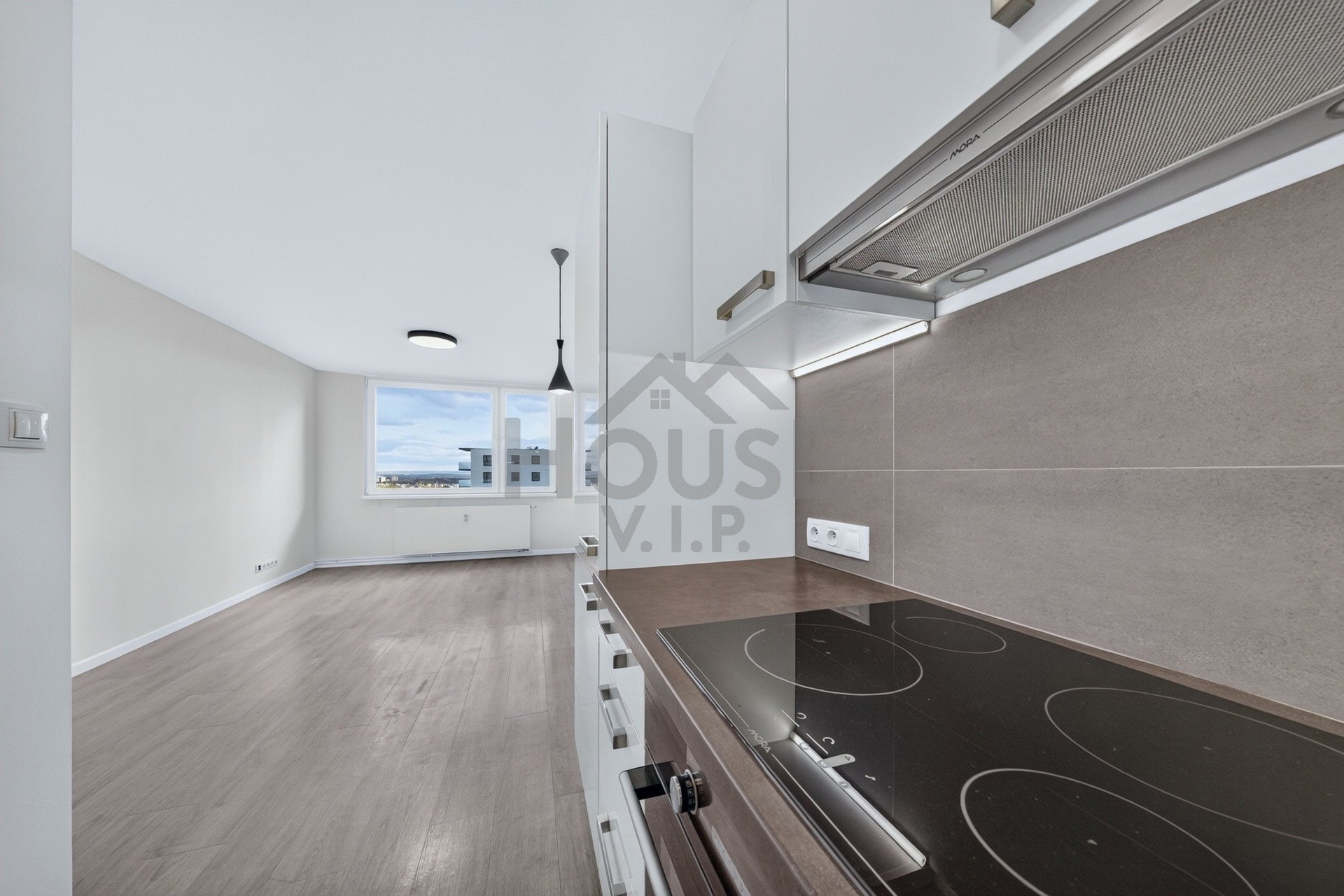 Byt 2+kk · 42 m² · Prosecká, Praha - 3