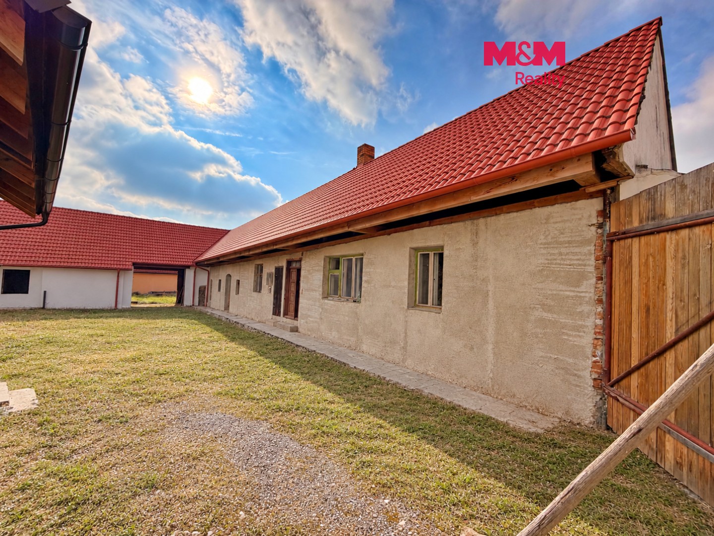 Rodinný dům, 242 m²