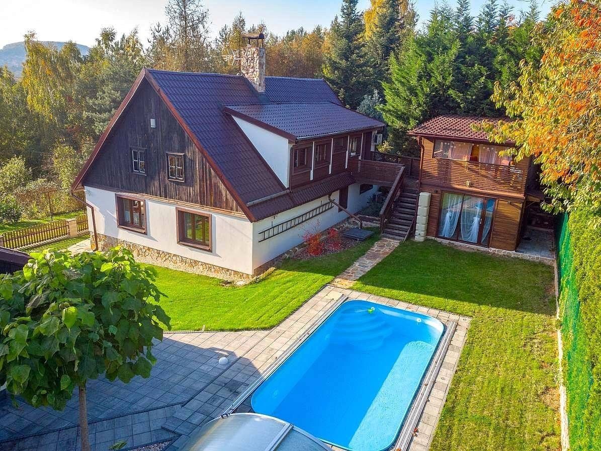Chaty, Bělá pod Bezdězem - Bezdědice, Středočeský kraj