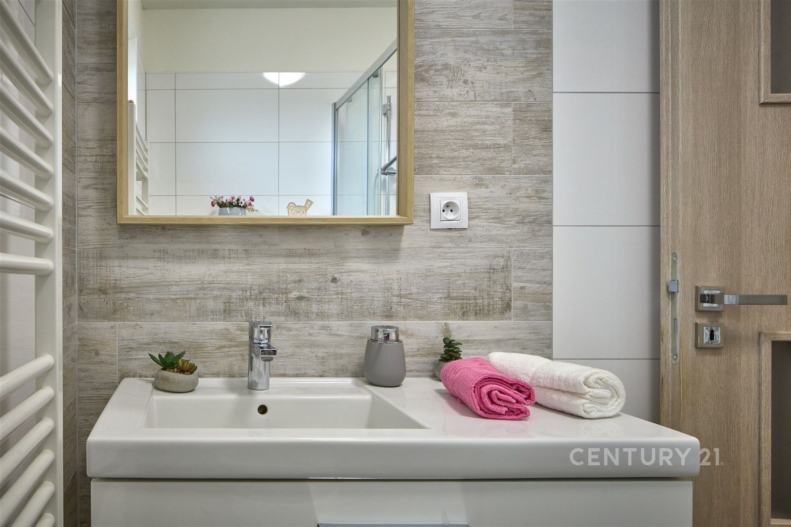Prodej rodinný dům - Strachotice, 234 m² - 5