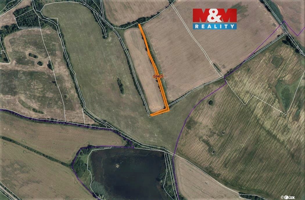 Louky, Podbořany, 441 01, 2 645 m²