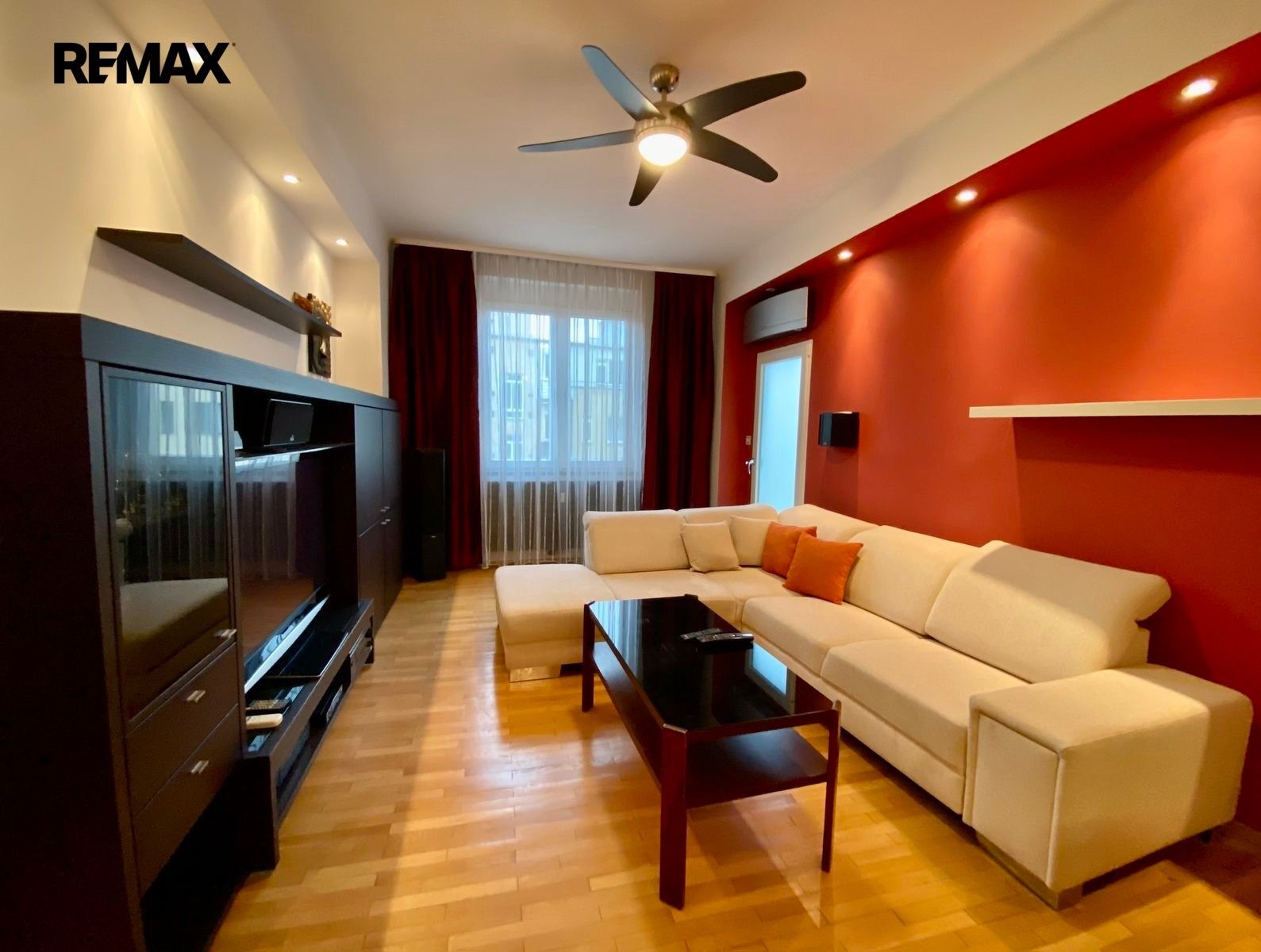 2+1, Klimentská 1218, Praha Nové Město, 72 m² - 1