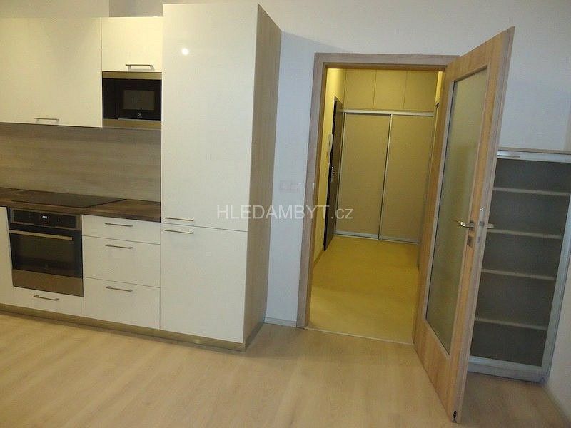 Byt 1+kk · 42 m² · Škrábkových, Praha 9 - Letňany - 4