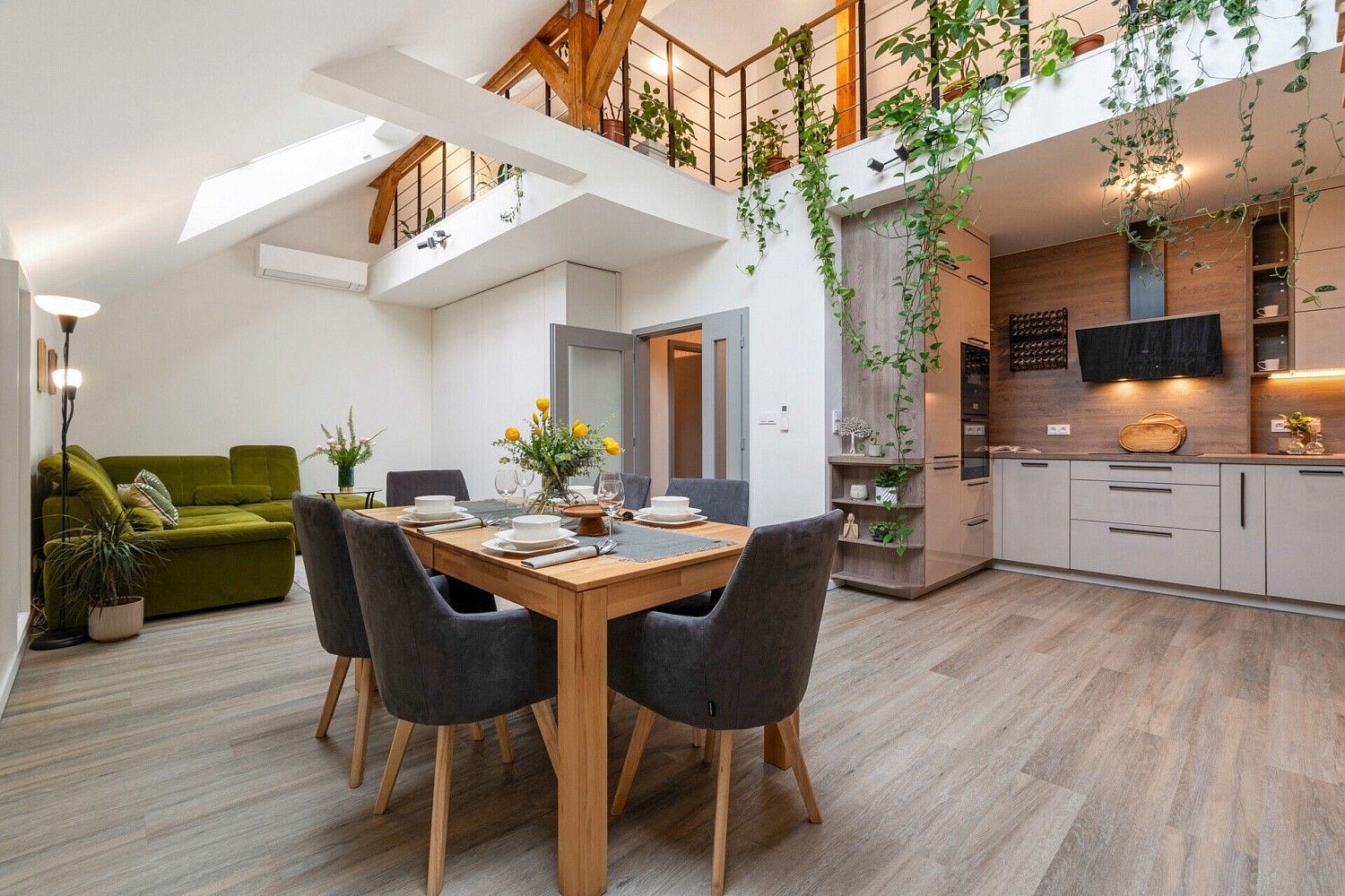 1+kk, Praha - Karlín, okres Praha 8, Hlavní město Praha, 77 m² - 1